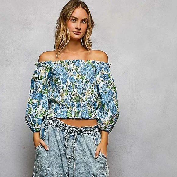 🩵Hello Gorgeous! POL Floral Print Smocked Off-Shoulder Blouse - Picture 2 of 8